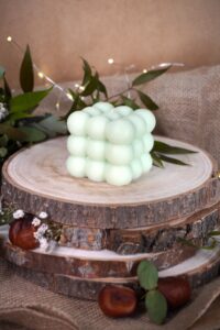 Świeca "Bąbelki" - "Wanilia z jaśminem"